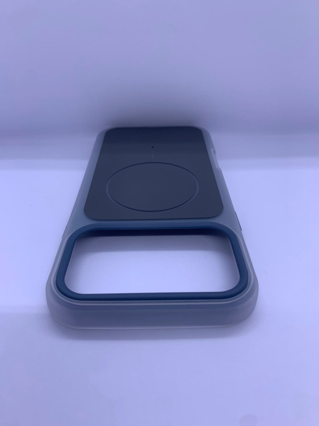Spigen Ultra Hybrid MagSafe