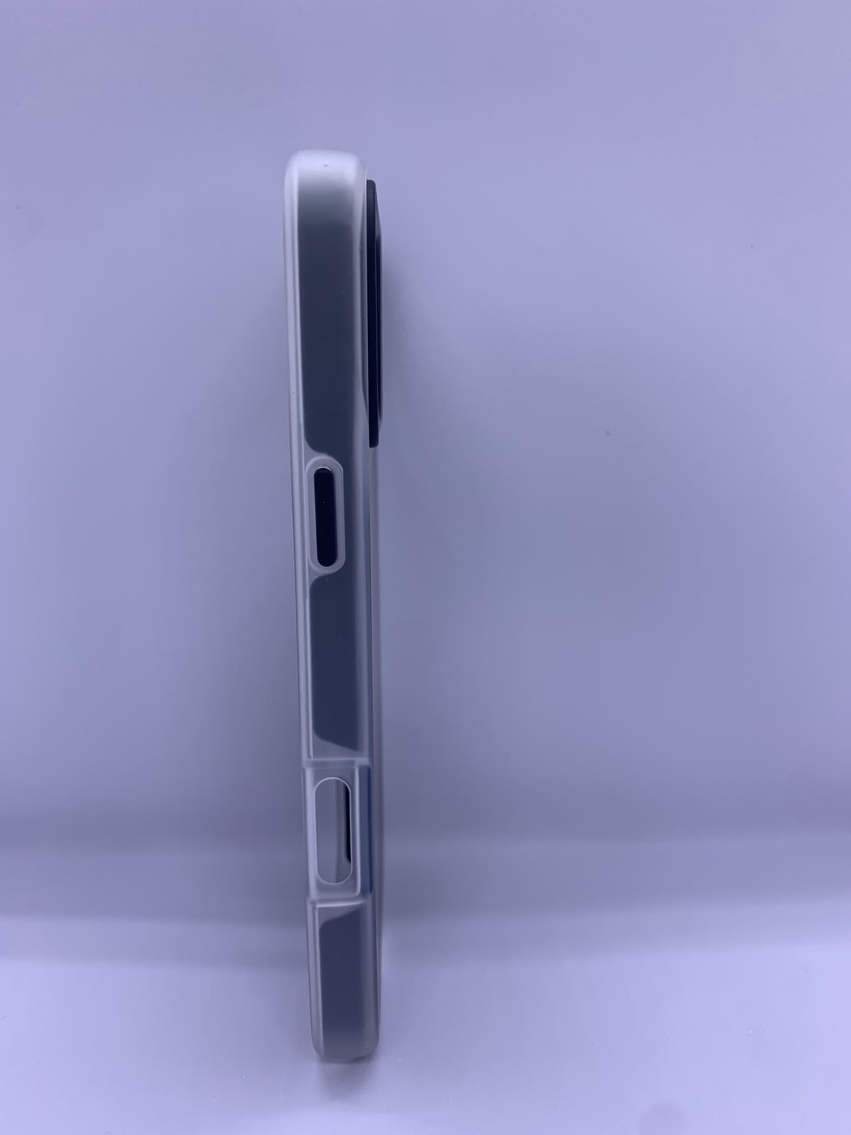Spigen Ultra Hybrid MagSafe